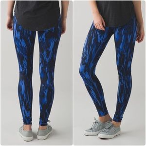 lululemon athletica Blue Patterned Leggings